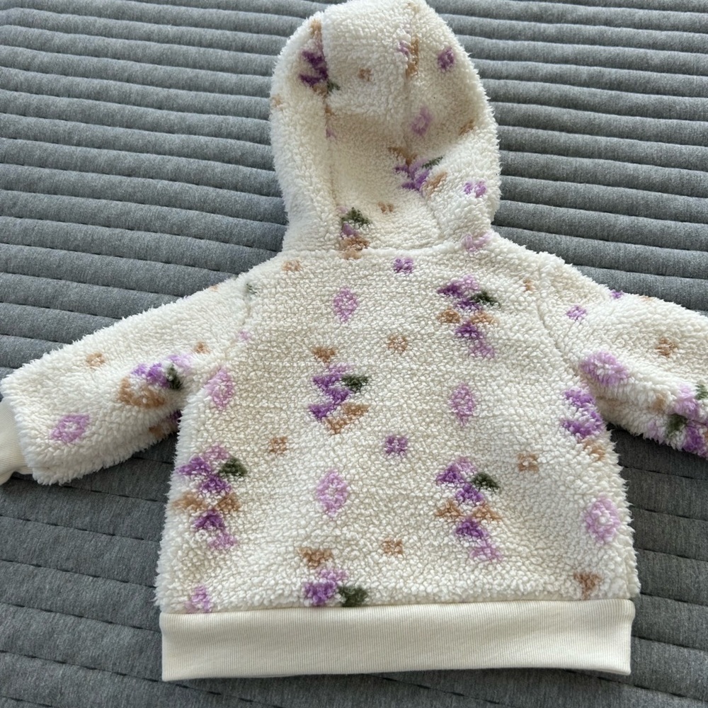 Carter’s 2 piece Aztec Sherpa Outfit Set (Jacket and Onesie) 3 Month - Picture 7 of 10